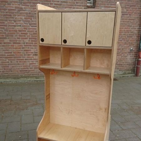 mobile Zusatzgarderobe für Kindergärten